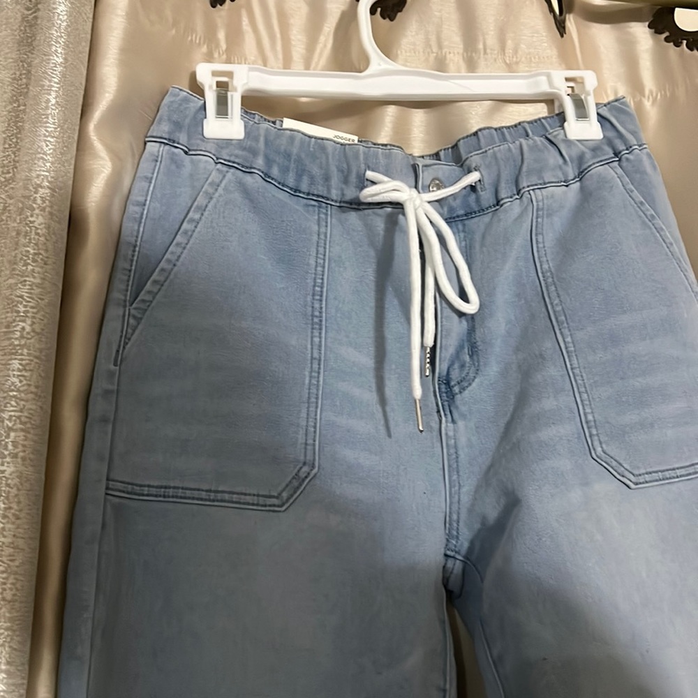 Light blue forever 21 joggers, brand new never worn, Medium M